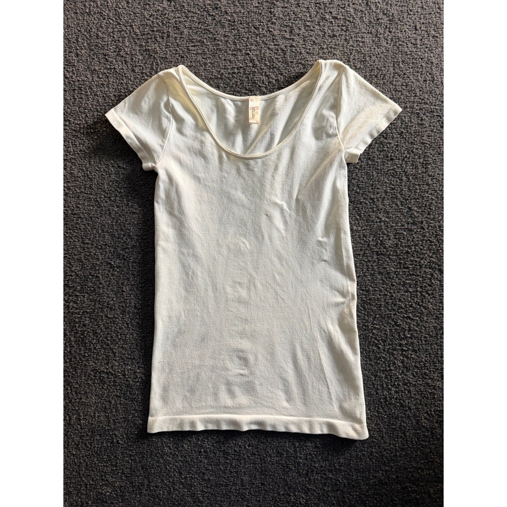 Nikibiki Seamless Short Sleeve Scoop Neck Top Cream OS NS5135 Made in USA